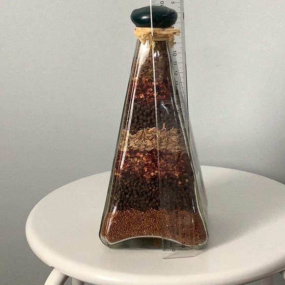 VINTAGE Home Decor - Picture 2 of 2